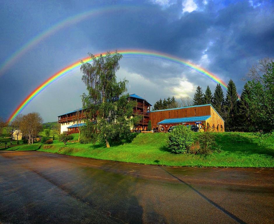 Foncine-le-Haut Hotel Le Grand Chalet מראה חיצוני תמונה